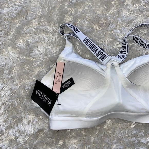 ✨LAST ONE✨ Victoria Secret White Mesh Sports Bra - Picture 4 of 9